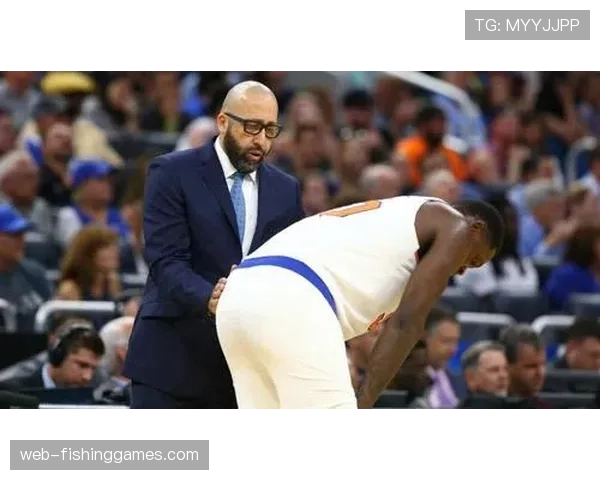 评论：尼克斯的八人轮换策略在漫长季后赛中的风险与回报